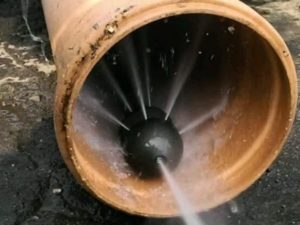 Чистка канализации гидродинамическим способом